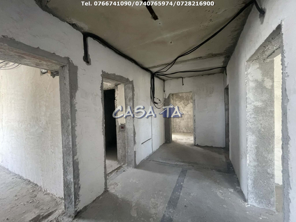 De Vanzare Cladire Multifunctionala si Teren Aferent - Dragutesti