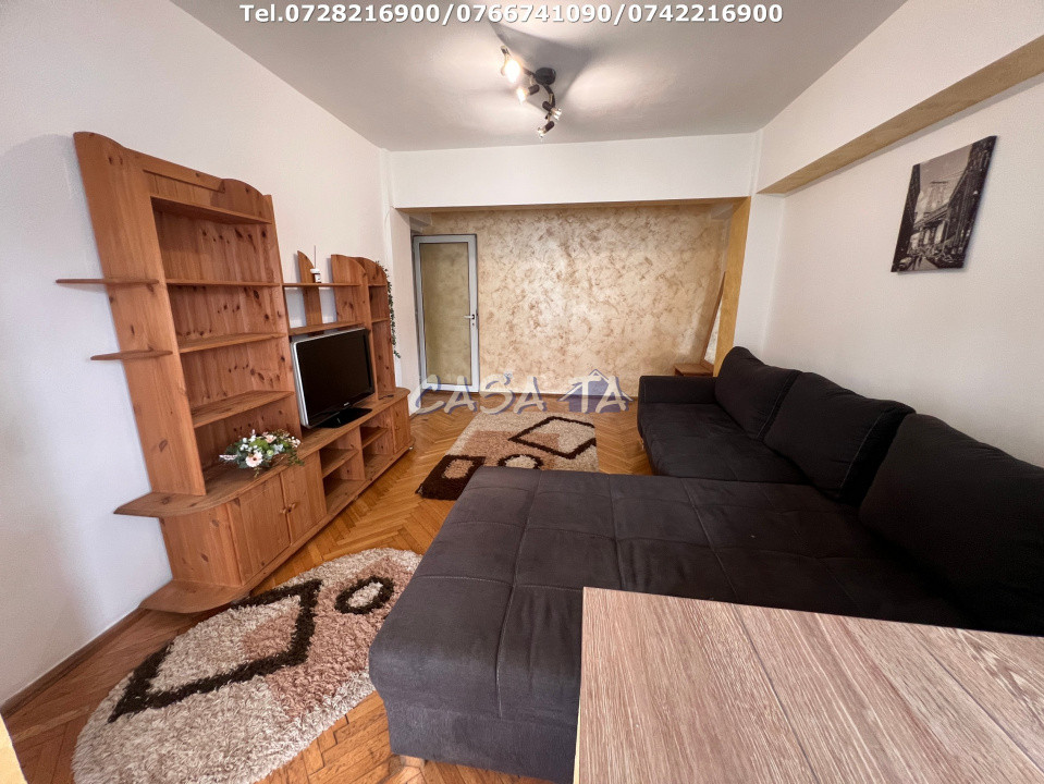 Închiriere apartament 3 camere, situat în Târgu Jiu, Victoriei