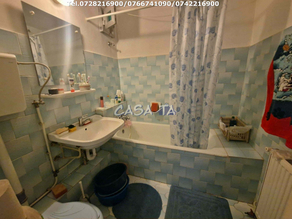 Apartament 4 camere, situat în Târgu Jiu, Str Unirii (Ultracentral)