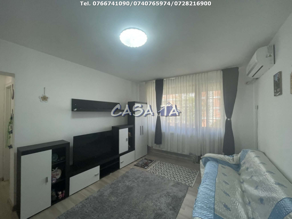 Apartament 3 Camere, Etaj 2, Strada Slt. Mihai Cristian Oancea