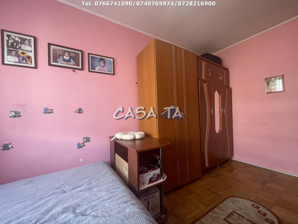 Apartament 3 Camere, Etaj 2, Strada Slt. Mihai Cristian Oancea