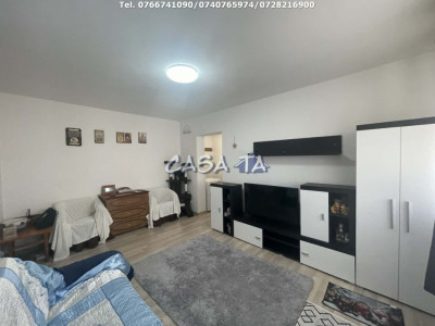 Apartament 3 Camere, Etaj 2, Strada Slt. Mihai Cristian Oancea