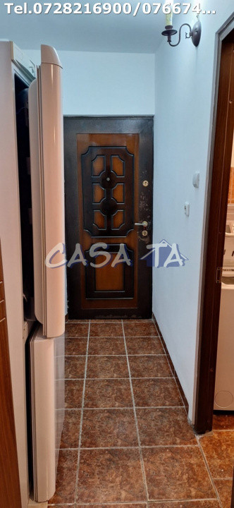 Garsoniera, situat în Târgu Jiu, Str.Comuna din Paris