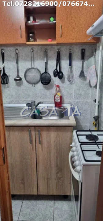 Apartament 3 camere, situat în Târgu Jiu, Str. Gheorghe Magheru