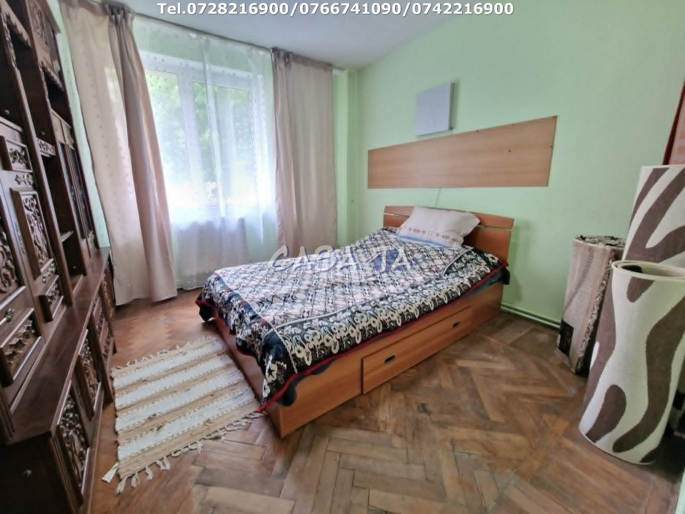 Apartament 3 camere, situat în Târgu Jiu, Str. G-Ral Christian Tell