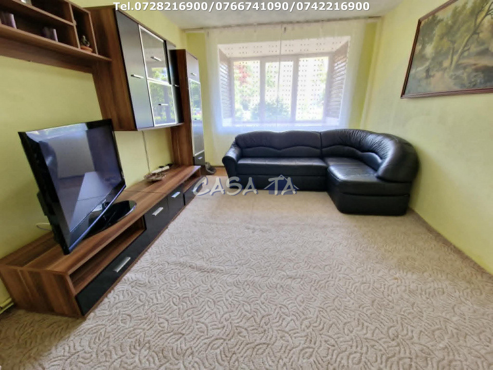 Apartament 3 camere, situat în Târgu Jiu, Str. G-ral Christian Tell