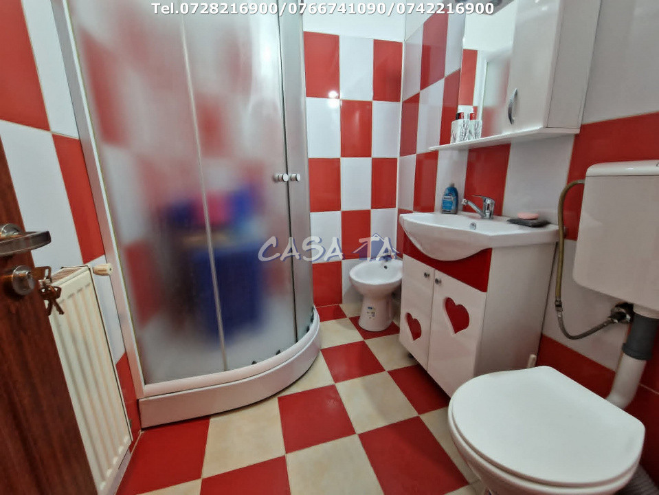 Apartament 3 camere, situat în Târgu Jiu, Str. G-ral Christian Tell