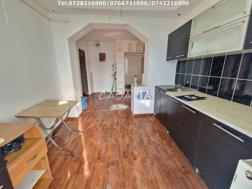 Apartament 3 camere ,situat în Rovinari, Str. 22 Decembrie 1989