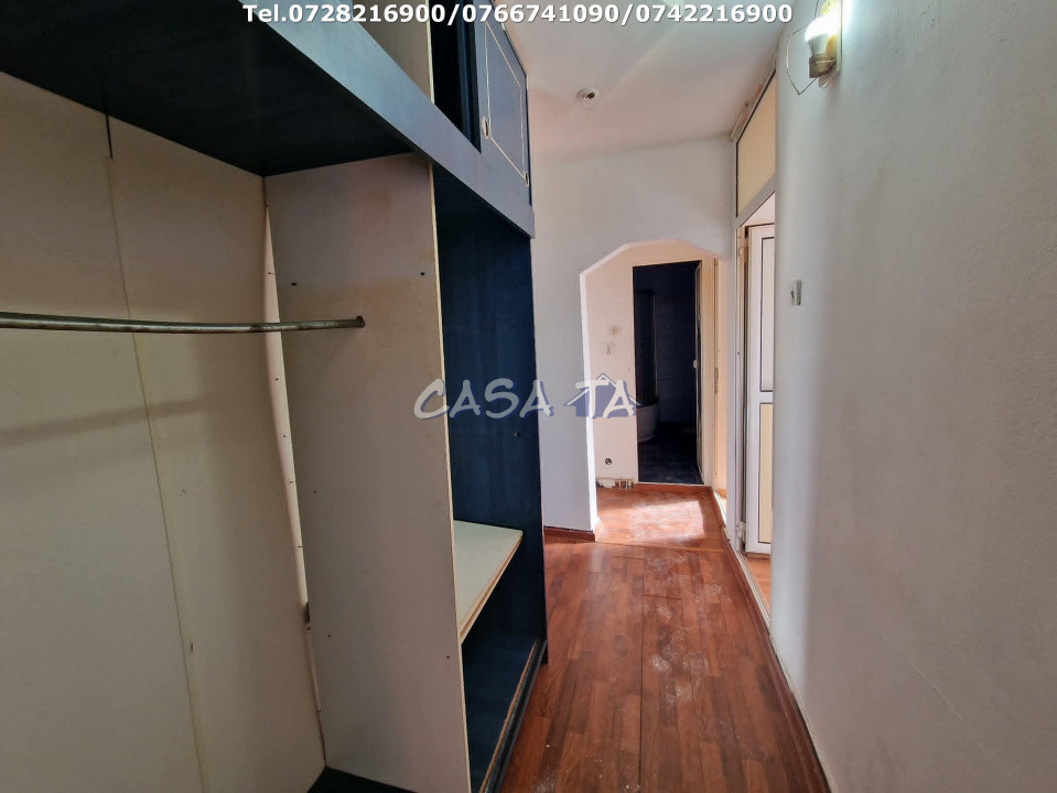 Apartament 3 camere ,situat în Rovinari, Str. 22 Decembrie 1989
