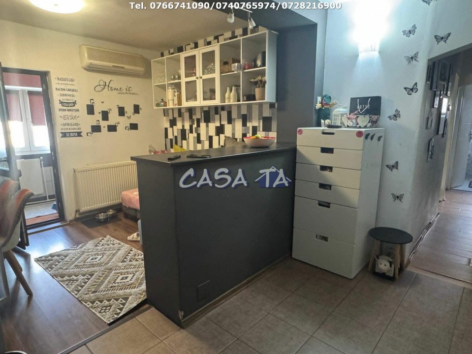 Apartament 3 Camere, Etaj 4, Strada 23 August