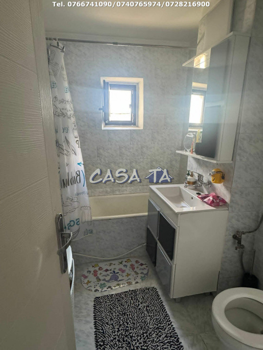 Apartament 3 Camere, Etaj 4, Strada 23 August