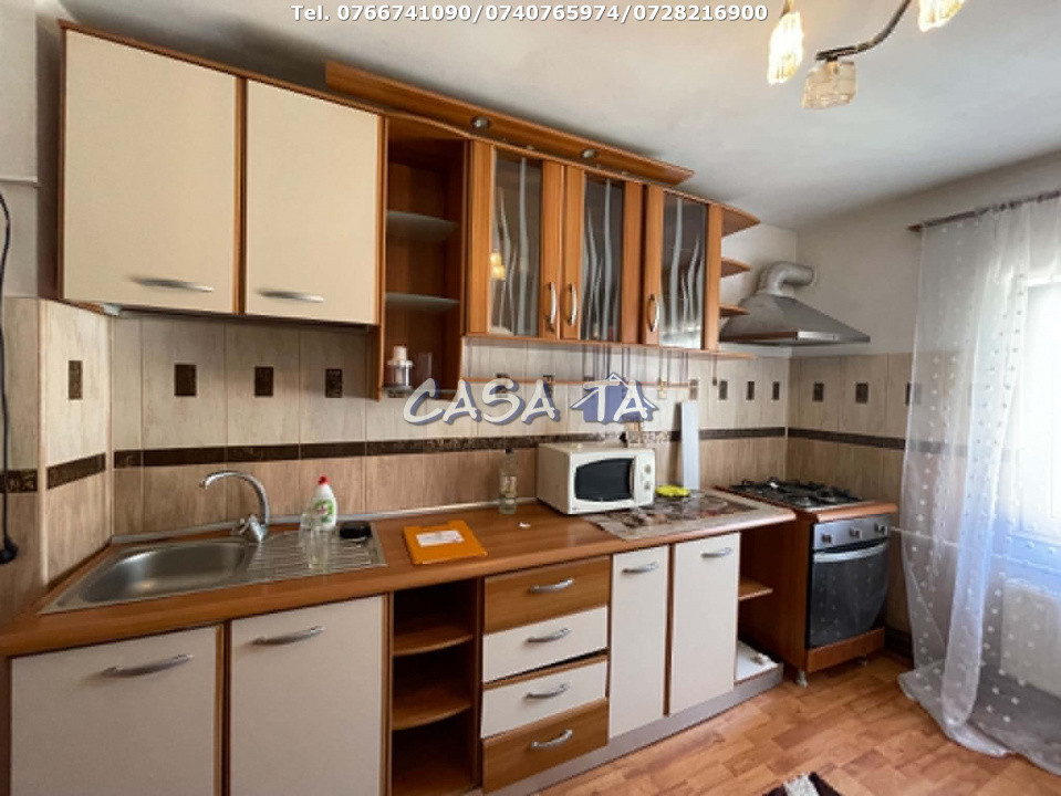 Apartament 3 Camere, Etaj 4,  Str. Corneliu Coposu,Târgu Jiu - Zona Centrală