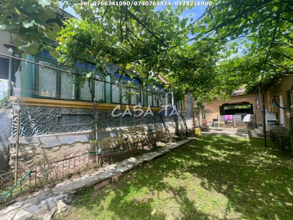 Casa 6 Camere, Stanesti - Curpen