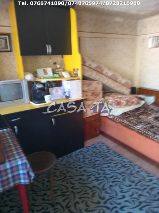 Casa 6 Camere, Stanesti - Curpen