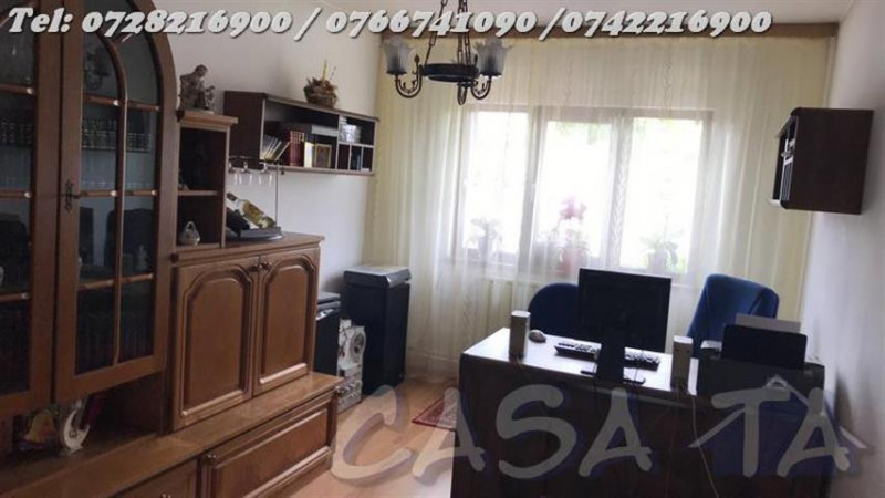 Casa 6 Camere, P+1+M, Pandurasu