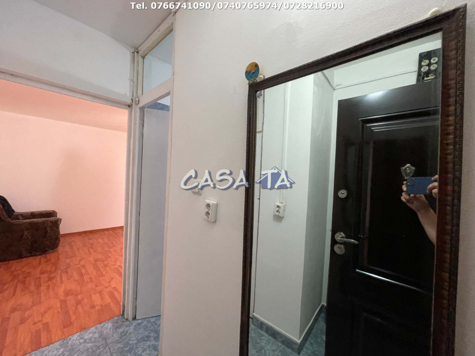 Garsoniera Confort 1, Etaj 4,  Strada Revolutiei