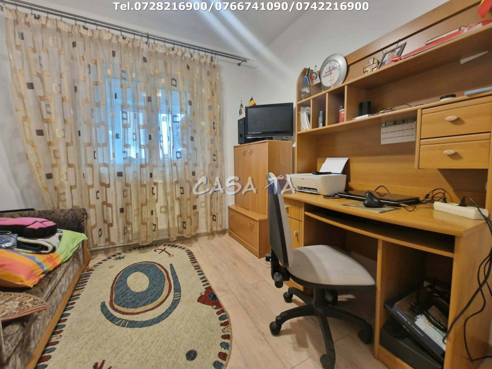 Apartament 4 camere, situat în Târgu Jiu, Bld C-tin Brancusi (Ultracentral)