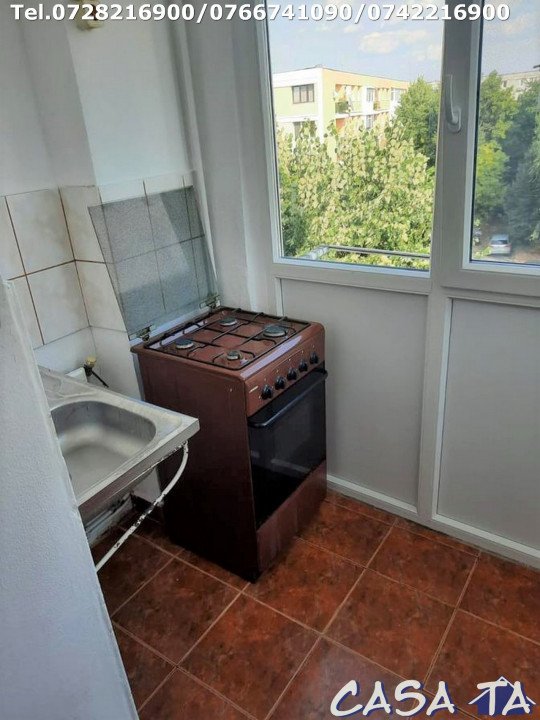 Apartament 2 camere, situat în Târgu Jiu, Str. G-ral Christian Tell