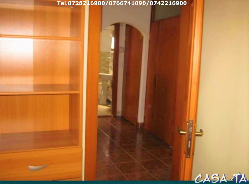 Apartament 2 camere, situat în Târgu Jiu, Str. G-ral Christian Tell