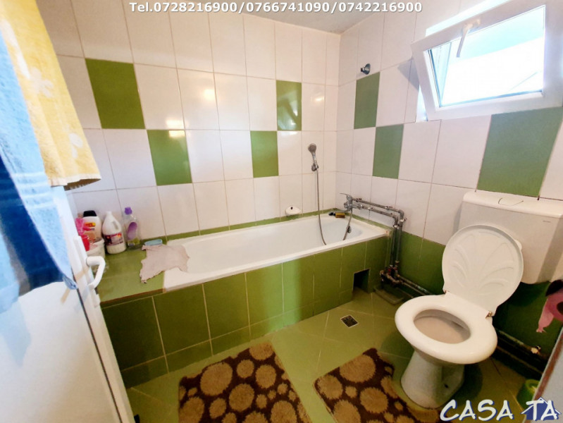  Casa in Targu Jiu, Romanesti 