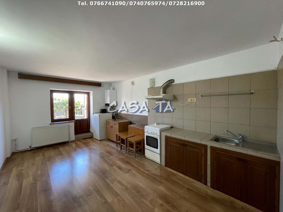 Casa 4 Camere D+P+1, Strada Ana Ipatescu