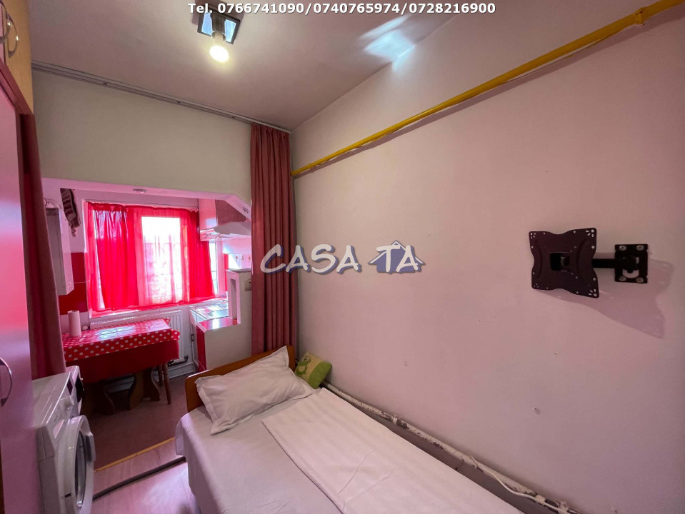 Apartament 1 Camera si dependinte, Decomandat, Strada Constructorilor, Targu Jiu