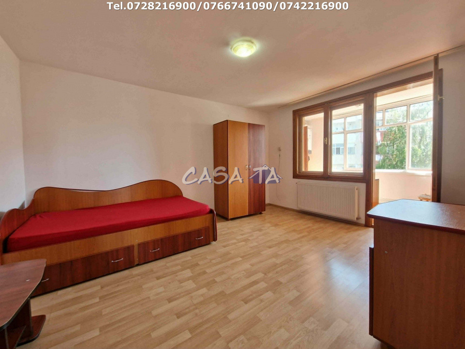 Închiriere apartament 3 camere, Str.Zambilelor