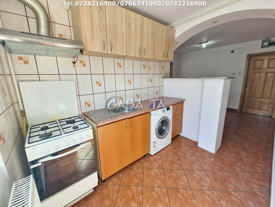 Închiriere apartament 3 camere, Str.Zambilelor
