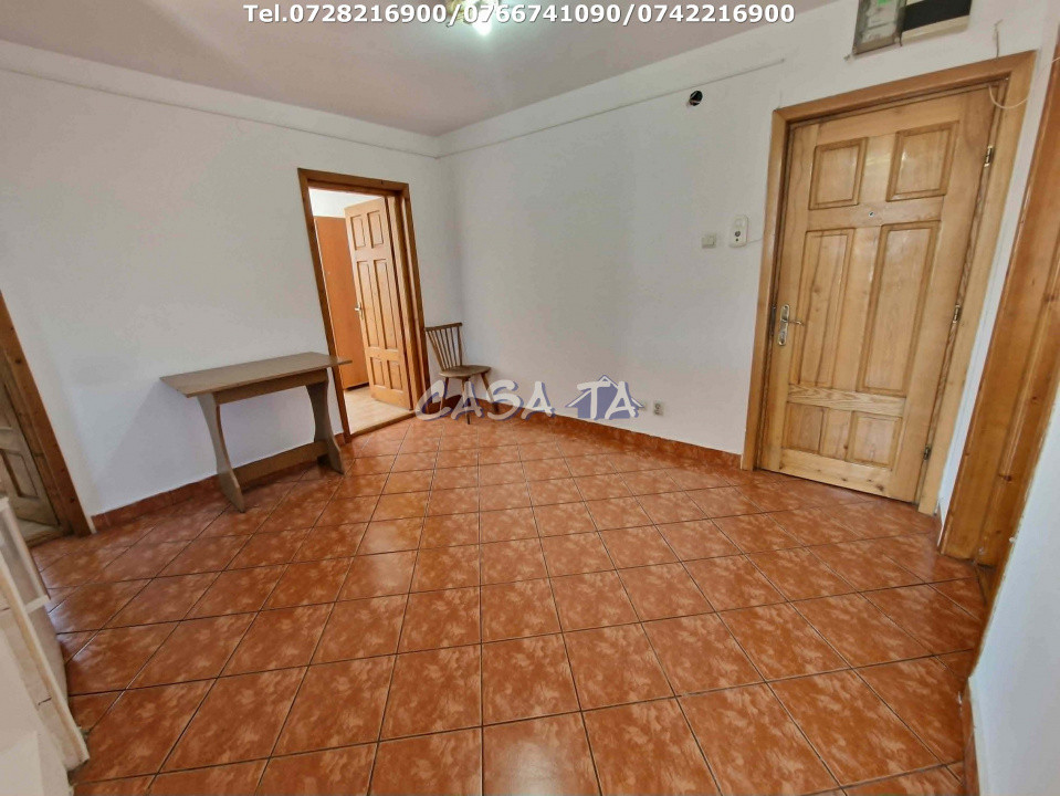Închiriere apartament 3 camere, Str.Zambilelor
