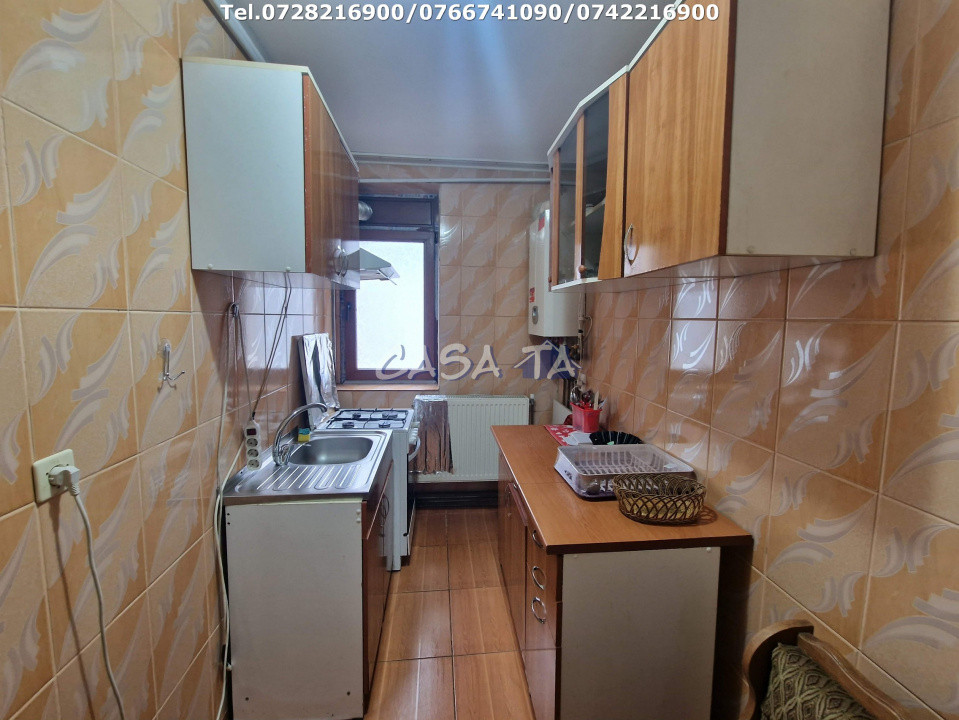 Închiriere apartament 3 camere, situat în Târgu Jiu, Bld Republicii