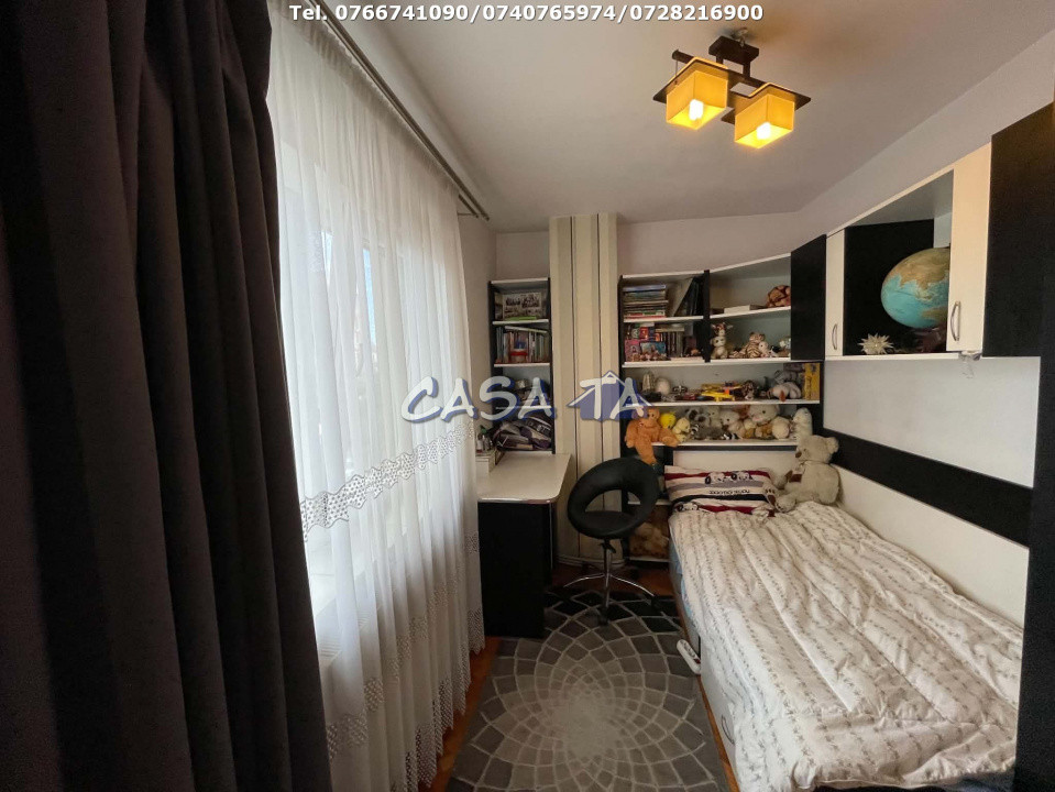 Apartament 4 Camere, Etaj 2, Strada Victoriei