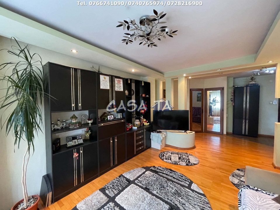 Apartament 4 Camere, Etaj 2, Strada Victoriei