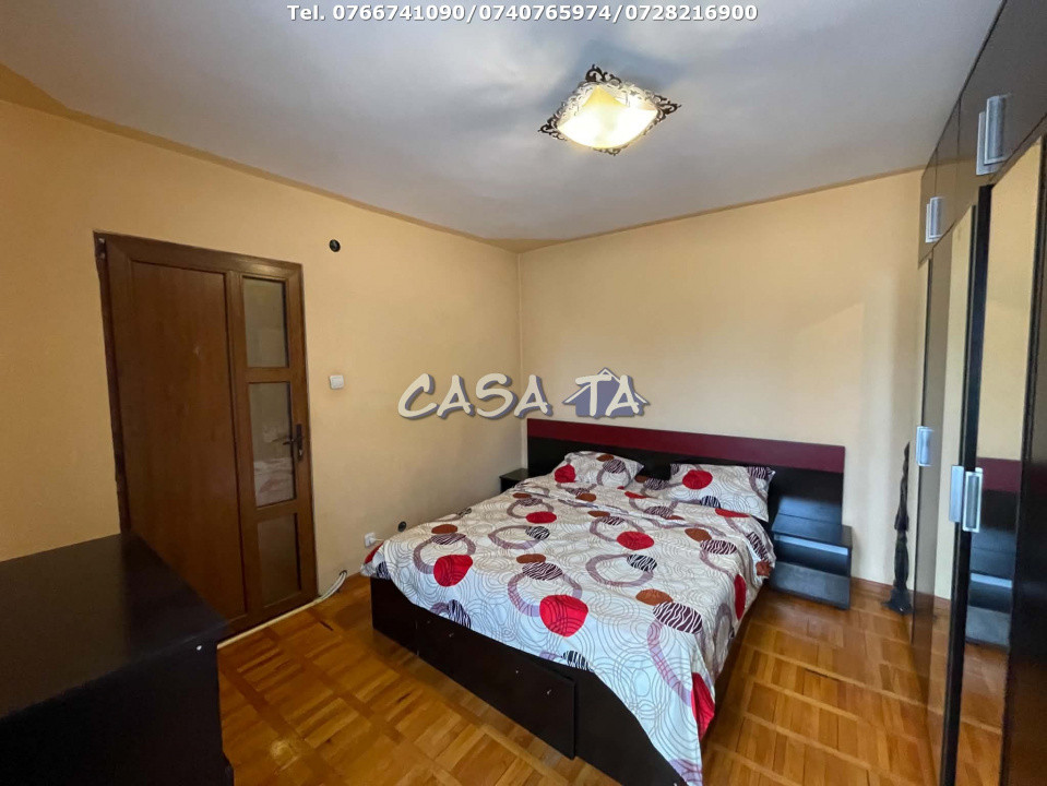 Apartament 4 Camere, Etaj 2, Strada Victoriei