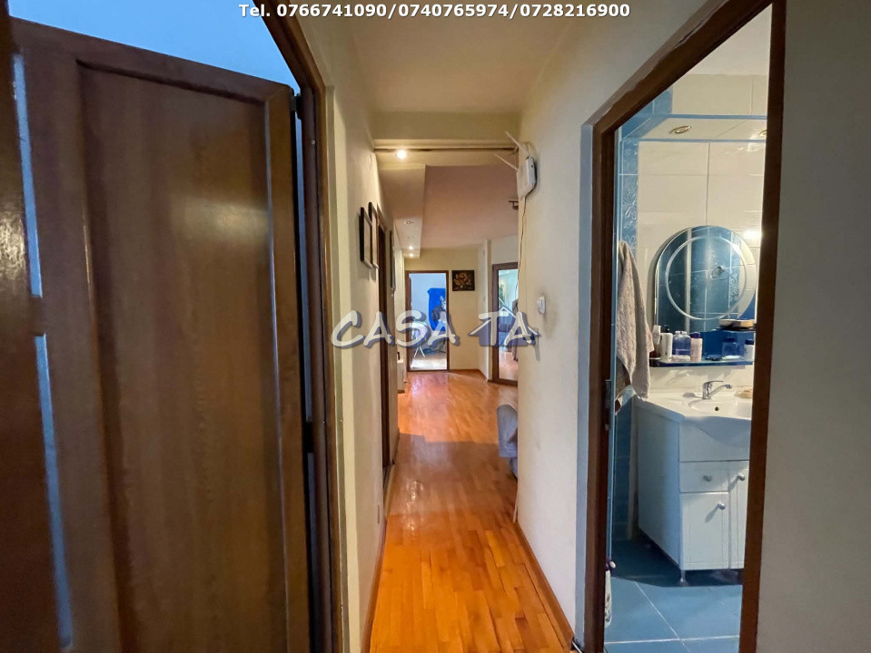 Apartament 4 Camere, Etaj 2, Strada Victoriei