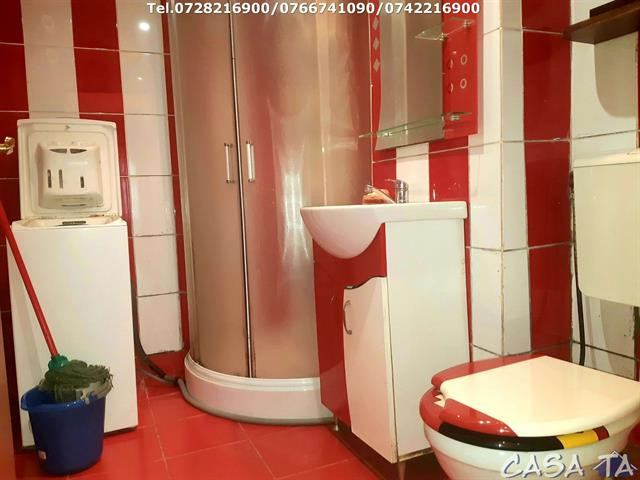 Apartament 3 camere ,Str Comuna din Paris