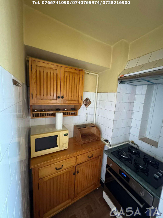 Apartament 5 Camere, Etaj 5/8, Bulevardul Republicii - Zona Garii.