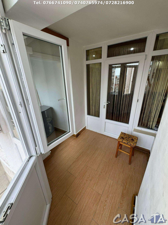 Apartament 5 Camere, Etaj 5/8, Bulevardul Republicii - Zona Garii.