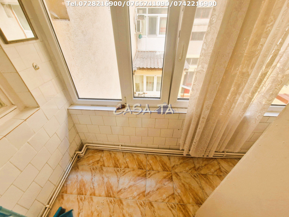 Apartament 3 camere, situat în Târgu Jiu, Str. Nicolae Bălcescu 