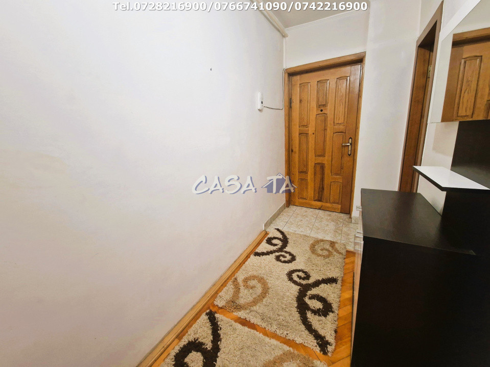 Închiriere apartament 3 camere , situat în Târgu Jiu, Str 23 August