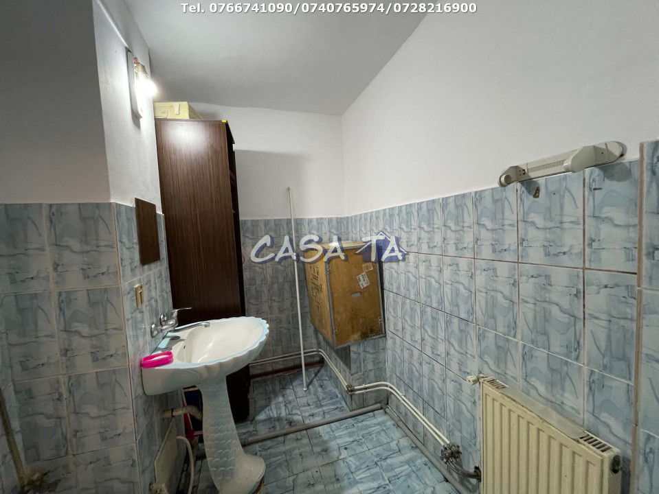 Spatiu Comercial, Parter, Strada Alexandru Ioan Cuza - Piata Mica