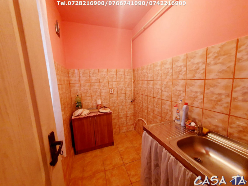 Garsoniera, situata în Târgu Jiu, Str.Constructorilor