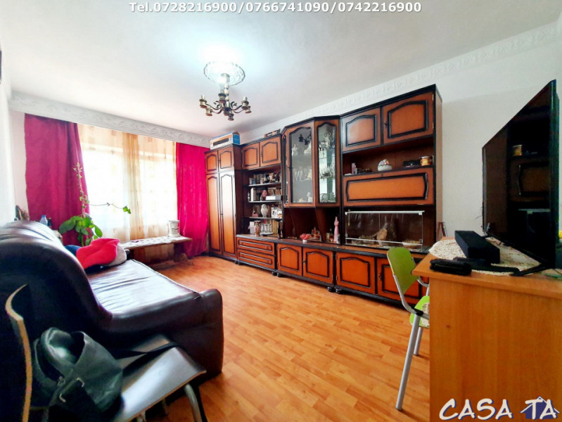 Apartament 3 camere ,situat în Târgu Jiu, Str Agriculturii