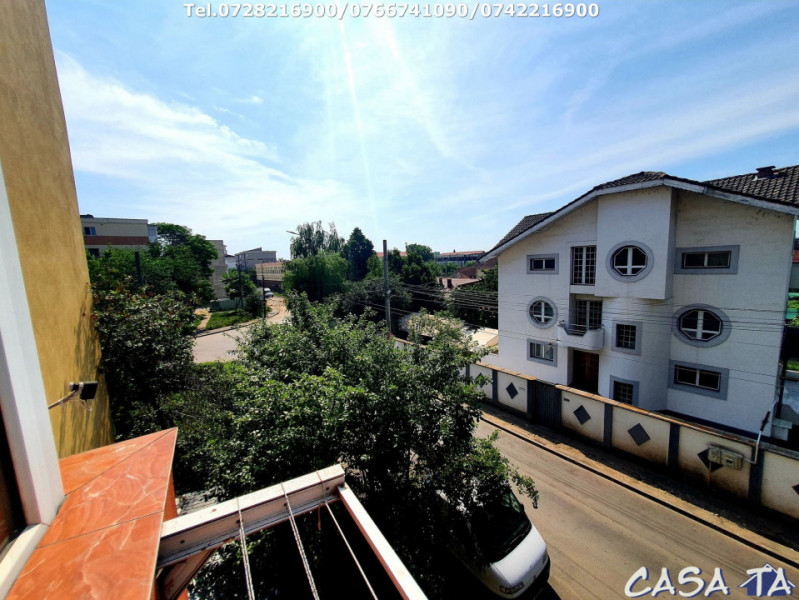 Apartament 3 camere ,situat în Târgu Jiu, Str Agriculturii