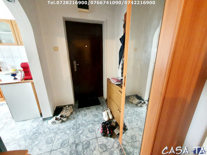 Apartament 3 camere, situat în Târgu Jiu, Aleea Garofitei