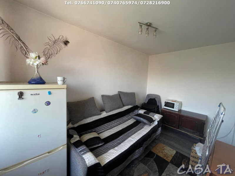 Apartament 3 Camere, Etaj 4, Strada Minerilor