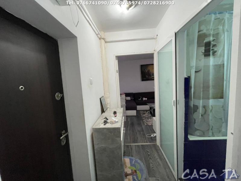 Apartament 3 Camere, Etaj 4, Strada Minerilor