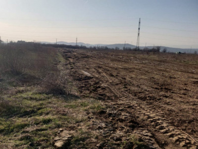  Teren Intravilan (4064 mp), situat în Târgu Jiu, Prelungirea Panduri