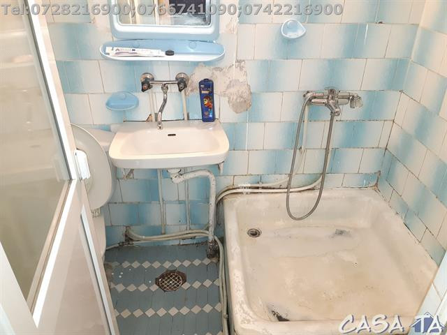 Garsoniera, situata în Târgu Jiu, Aleea Plopilor