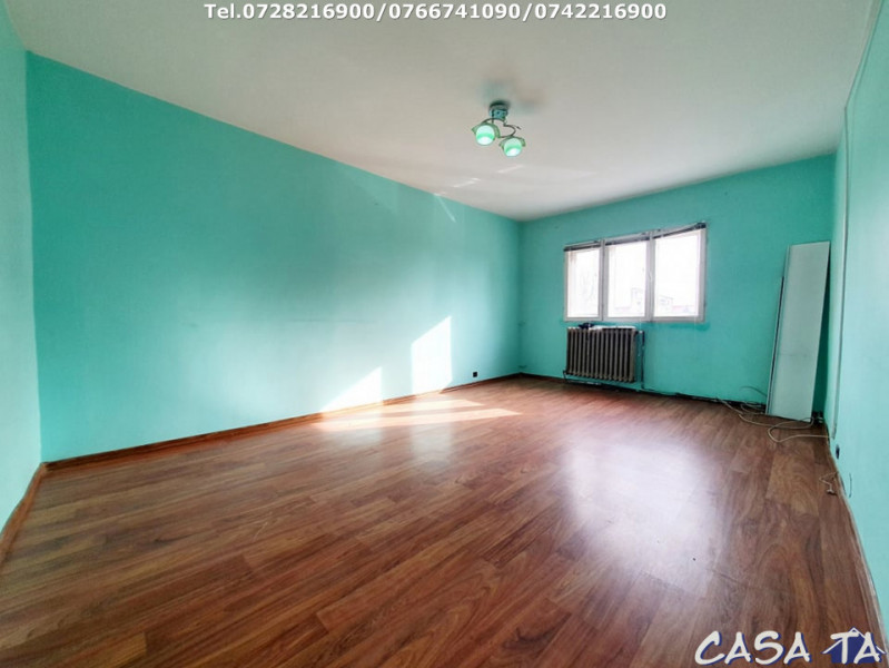  Apartament 3 camere ,situat în Motru, Str Primaveri
