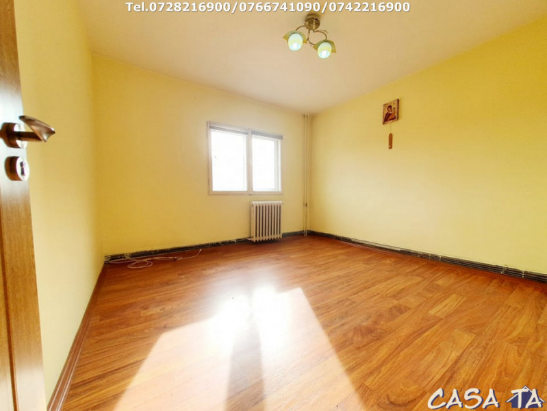  Apartament 3 camere ,situat în Motru, Str Primaveri